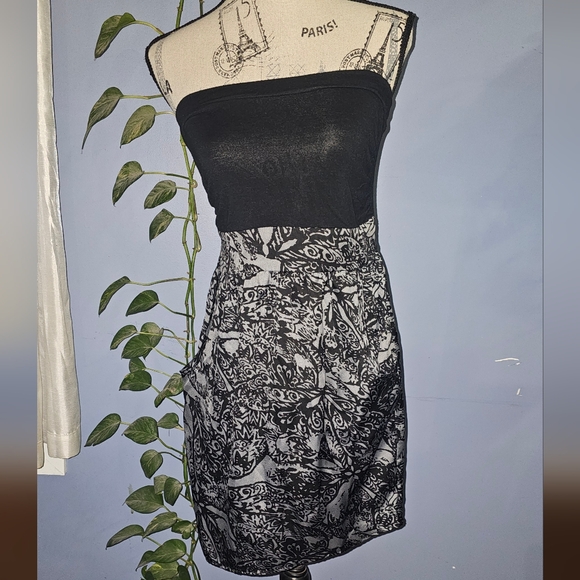 3/20.00. O'flux dress - Picture 1 of 7